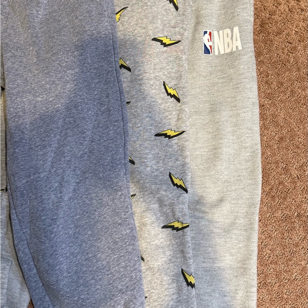 Lot of 3 pairs of boys sweatpants nice condition low price